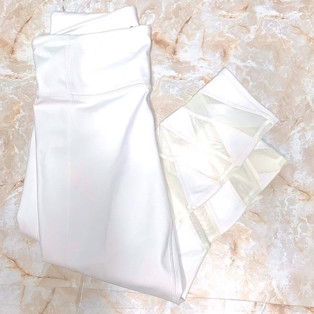 Athleta 7/8 Leggings - white leggings with sheer cutout panels at calf, S